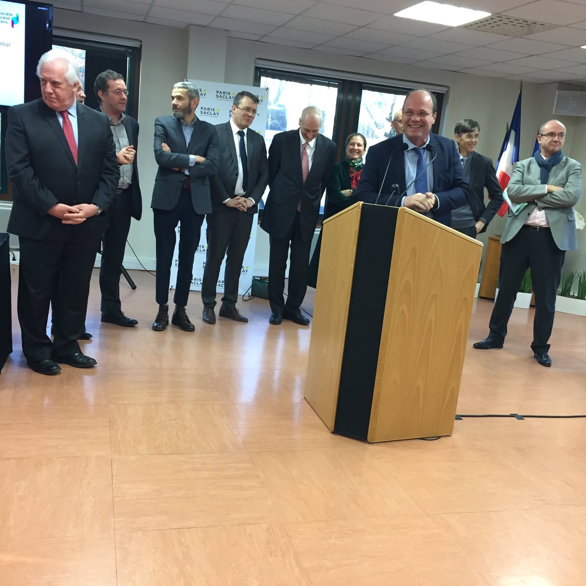 Agglomération Paris-Saclay tweet media