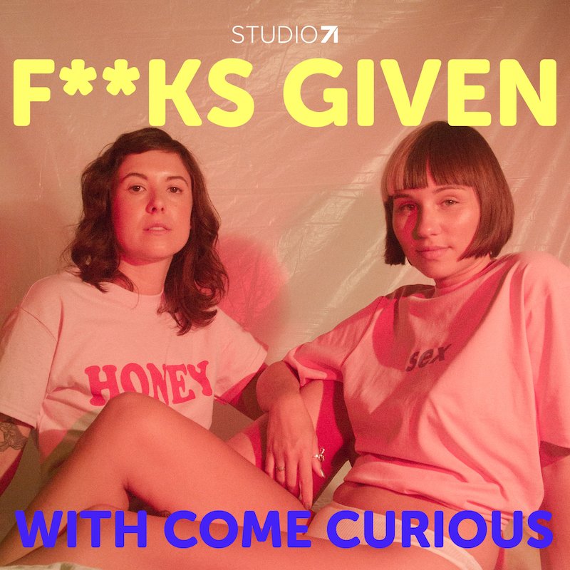 Studio71UK's tweet image. Not one, but TWO of our podcasts will be holding a special live episode during #VidConLDN 🎙️🎙️

Catch @EducatingJosh Saturday 16th 10AM, ICC Room 17 
Catch 'F**ks Given' with @ComeCurious Sunday 17th 3PM, ICC Room 17 

#Studio71UK #podcast