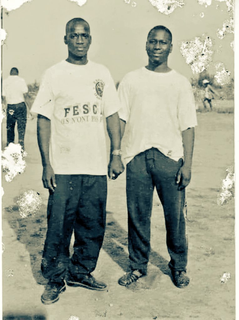 Lider131's tweet image. Laissez les faire leur palabre, sinon à la fin c'est vous qui allez avoir honte. #Tabouret #Fauteuil #cotedivoire