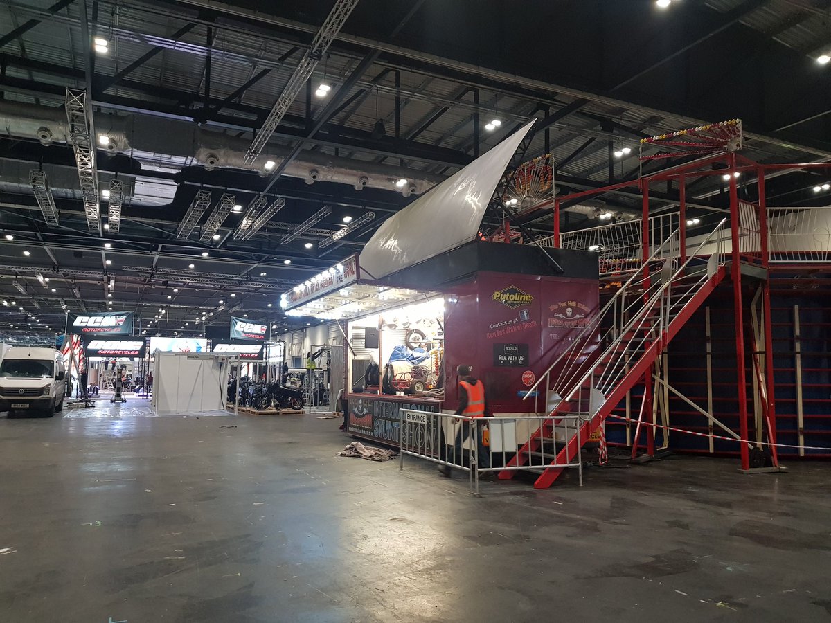FoxWallofdeath's tweet photo. It's all go here at the Carol Nash MCN Excel London Motorcycle Show! Not long before we're open 😁 #mcn #wallofdeath #heraldmotorco #putoline #avontyres #unlimitedpassion #guymartinproper #ngk #centralwheelcomponents https://t.co/2idFOwWZ3p