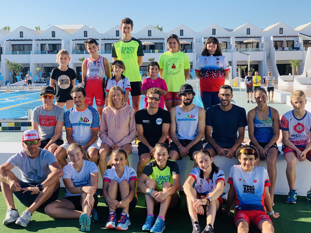 Nuestro chicos de Triactiv comparten instalaciones con los mejores del triatlón nacional.😏😊
<a href="/ivanranafuentes/">ivan raña</a> <a href="/pablitopiny/">Pablo Dapena Gonzalez</a> @Saletacastro <a href="/tam_gomezg/">Tamara Gomez</a> <a href="/VicenteHdezC/">Vicente Hernández</a> <a href="/PeruAlfaroTri/">Peru Alfaro</a> <a href="/moreni00/">Albert Moreno Molins</a> #bernatvinals 

#DaPlaceToBe #DaPlaceToTrain #PlazaVerde