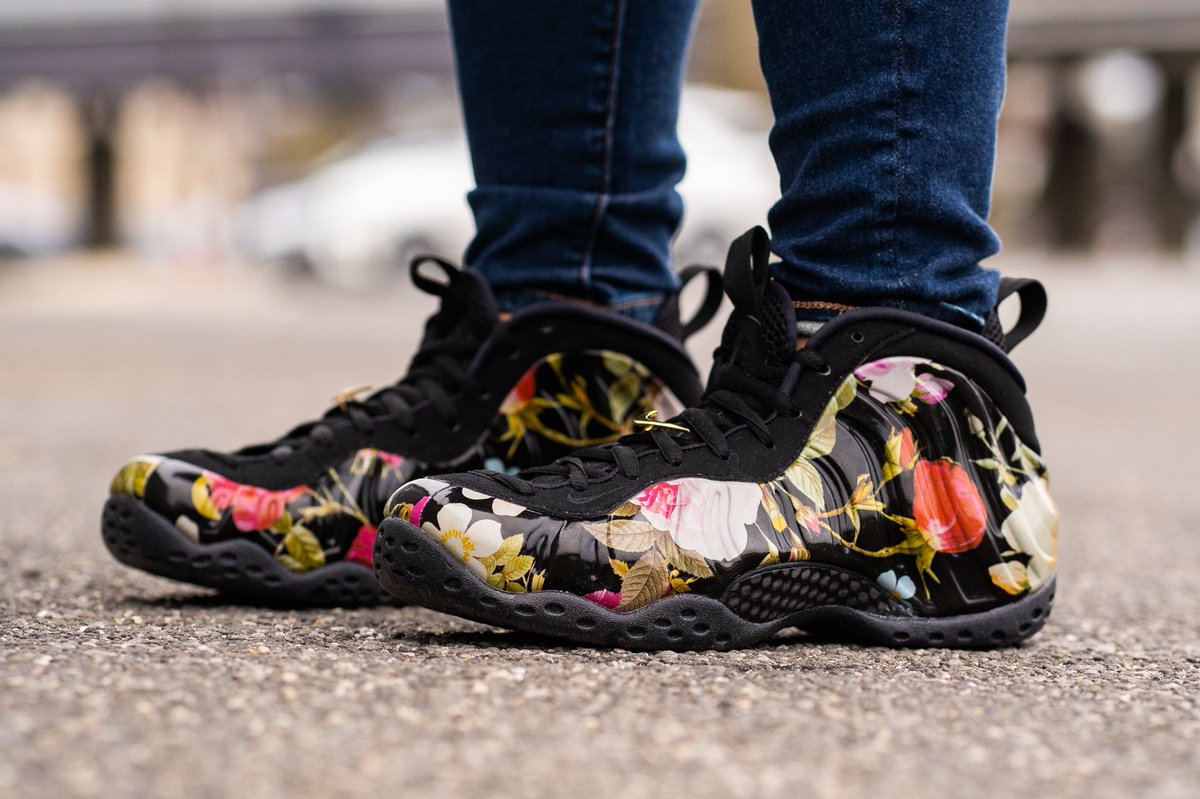 nike foamposite floral women's