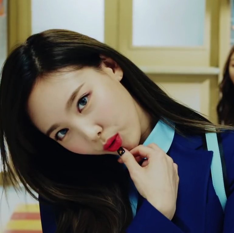 お久しぶりです！りこです！

自分勝手ではありますがもう一度再開することにしました。新しいりことしてもう一度始めていくつもりなのでよろしくお願いします！

新しい出会いがありますように❣