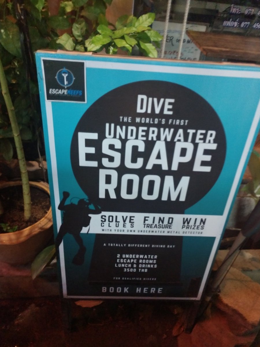 leescarter's tweet image. So that's fucking terrifying! 🇹🇭