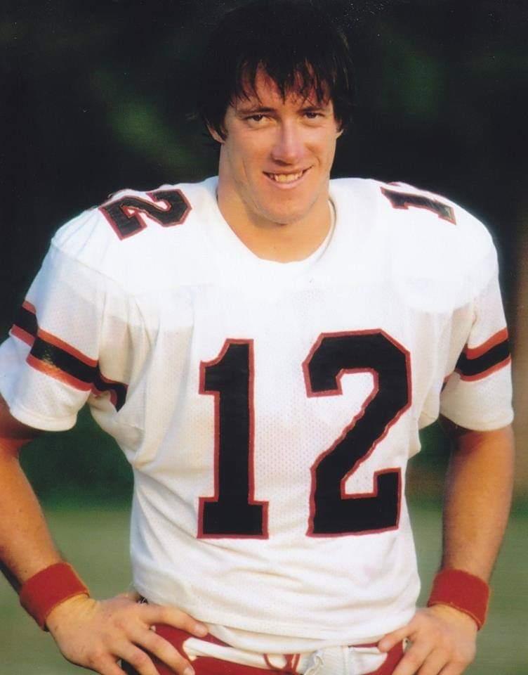 Happy 59th birthday to former University of Miami and hall of fame quarterback Jim Kelly. 