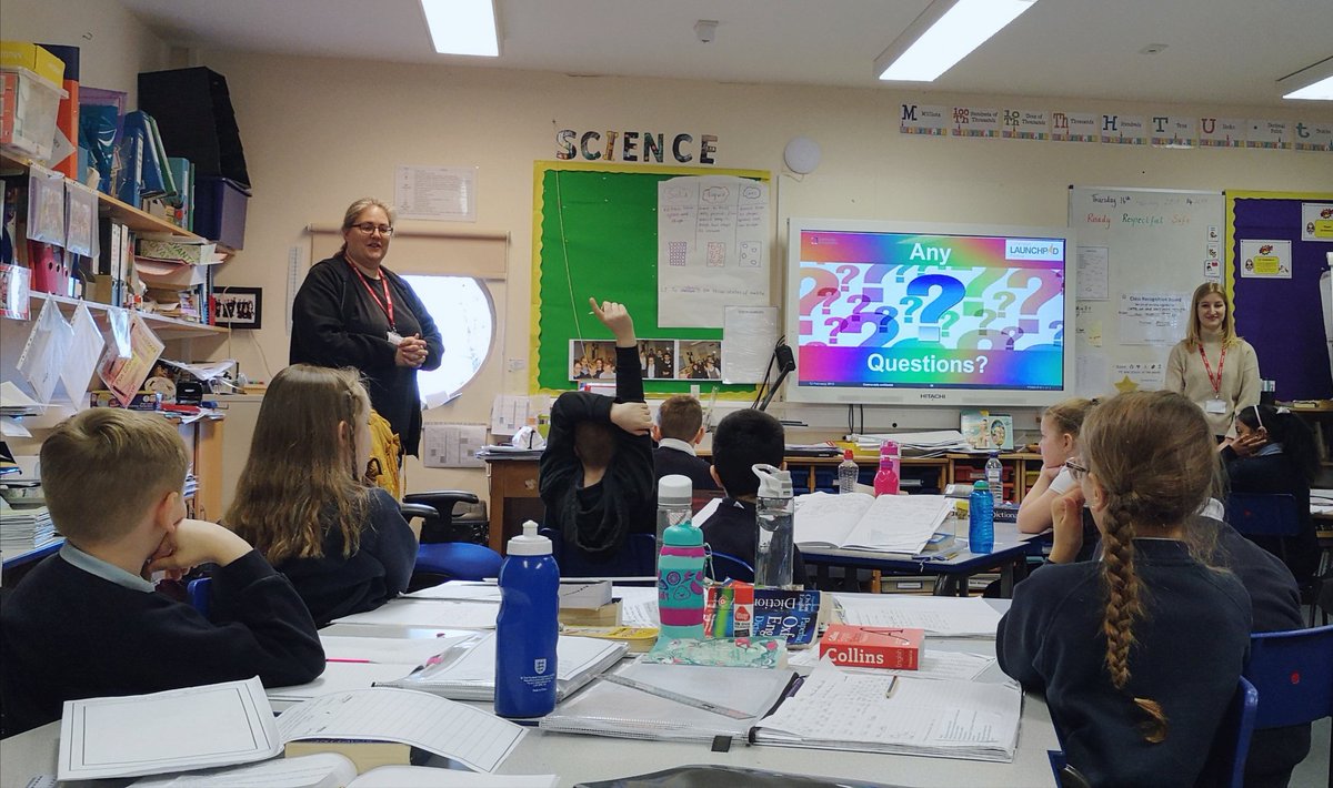 Excited to be at <a href="/TevershamSchool/">Teversham School</a> introducing <a href="/Camb_LaunchPad/">Cambridge LaunchPad</a> to their Year 4s with @CambConsultants! #LaunintoSTEM #FormingCareers #Education #ThursdayMotivation