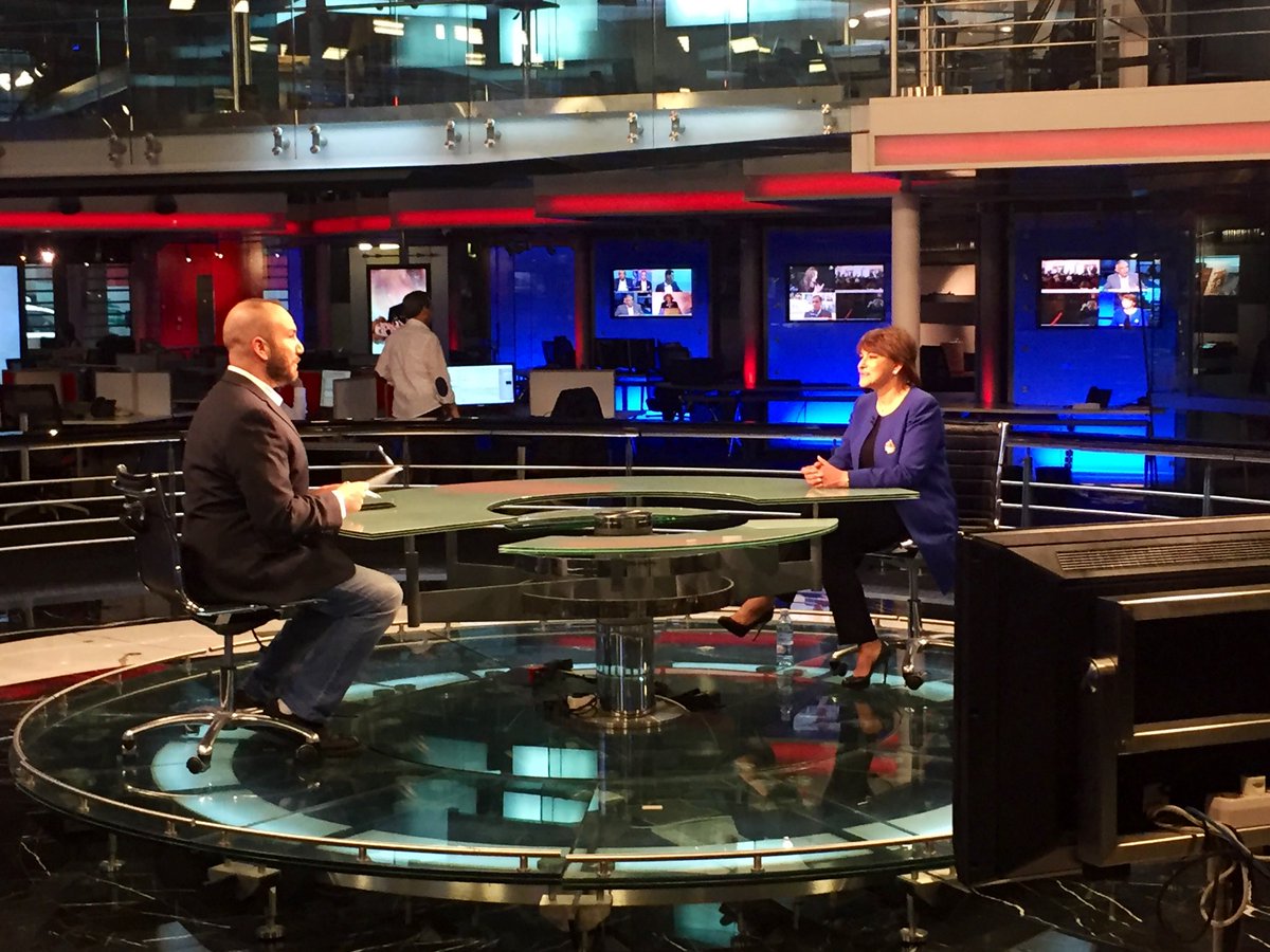 liberalinternat's tweet image. LI President, @HakElhaite, on @futuretvnews #code24 - discusses the role that #liberal values have in safe guarding #freedom &amp;amp; #peace + the role @futuremovement has as a lynchpin of liberal values in the MENA region.🌍