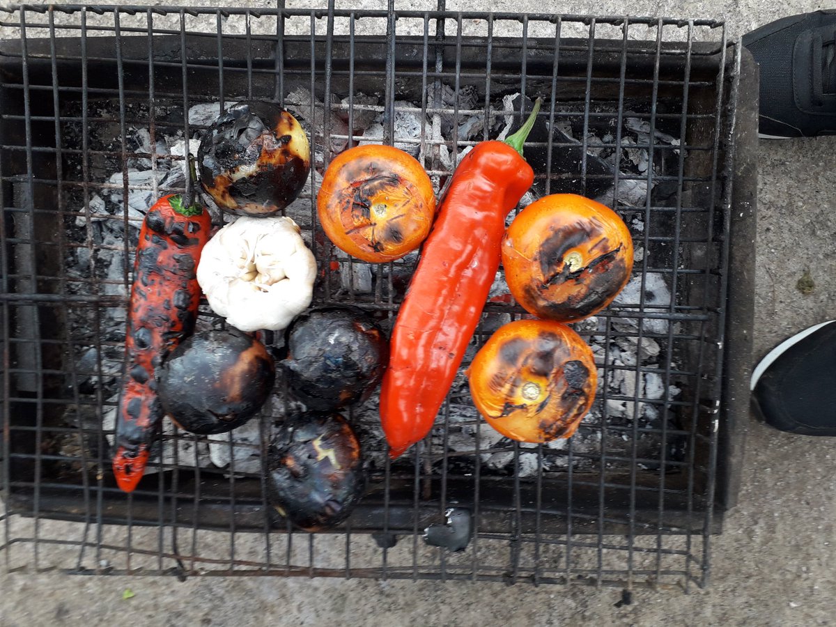 Sevgililer günü mangalı.Teşekkürler aşkım ellerine sağlık(gamze)