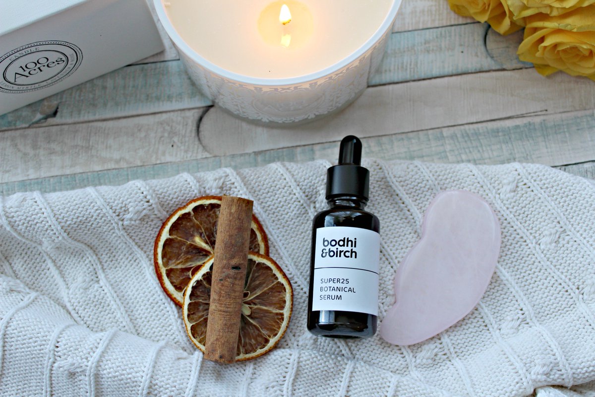 Anagoesgreen's tweet photo. Introducing That Natural Hygge a new cosy place to shop - Featuring lovely brands like Bodhi and Birch, 100 Acres and more! https://t.co/JBB32Df5cm [Complimentary samples] #bbloggers #nichebeauty #relax https://t.co/cKQiVNtlJH