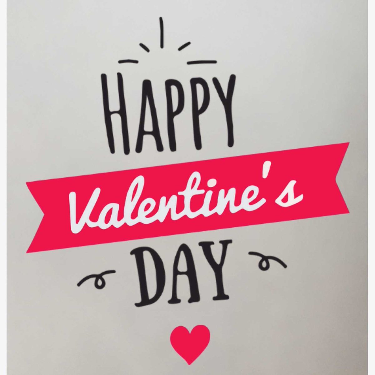 EvensesDe's tweet image. Happy Valentine's Day! 💕💫 Lass uns den Anlass nutzen, um unseren Liebsten zu sagen, wie viel sie uns bedeuten.

Oder ihr bucht einen Sänger bei evenses, der es eurem Schatz vorsingt?! (Werbung on it's finest 😂)

#Valentinstag #Valentines #evenses