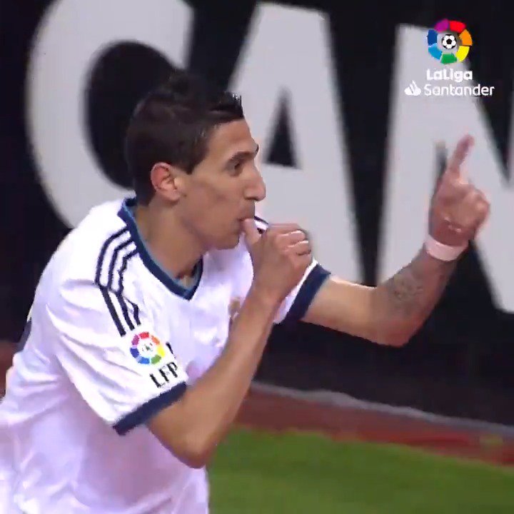 With a in his hands... 
...and wand in his left-foot!    Happy 31st birthday, Angel di Maria!  