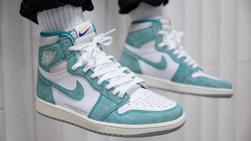 air jordan 1 turbo green footlocker