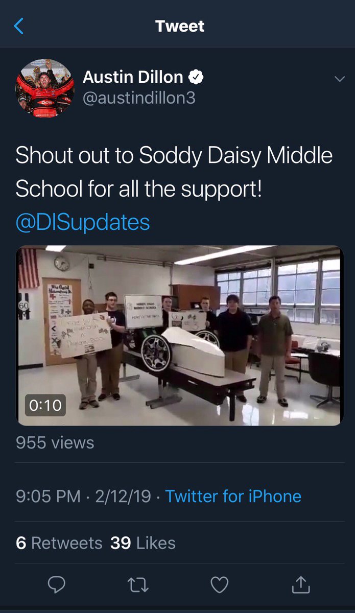 SDMS_VWeLab's tweet image. Our very own Soddy Daisy Racing Team getting a shout out! Thank you @austindillon3 
We will be cheering you on.