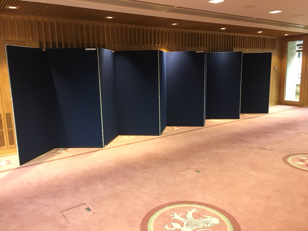 CPresentation's tweet photo. Working again for the Royal College of Psychiatrists, this time not at their London headquarters, but at the Harold Lee Room, Pembroke College, Oxford. Providing poster boards for their conference last week
#posterboardsoxford #exhibitiondisplay #oxfordevents #pembrokecollege https://t.co/154pQpjgc4
