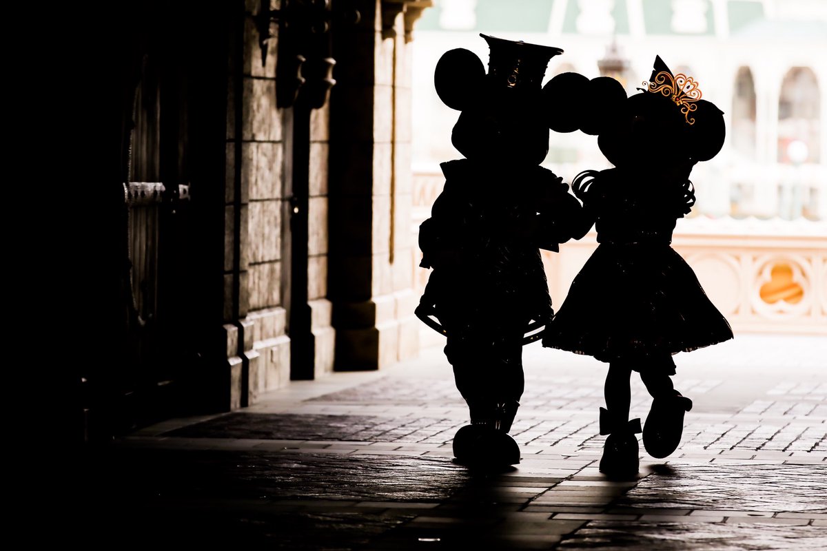 Disney13awf's tweet photo. 何が良いってミニーさんの足首のリボンが
よく見えるところですよ有難いことです。 https://t.co/4Ml0V2brAA