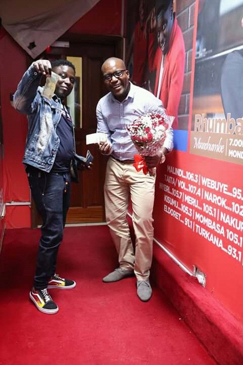 DaVarellah's tweet image. Locked straight outer Naks Vegas kwa mpigoo,Shugaboy hivo ndivo utatuonyesha umebaki na 50bo mapema sai