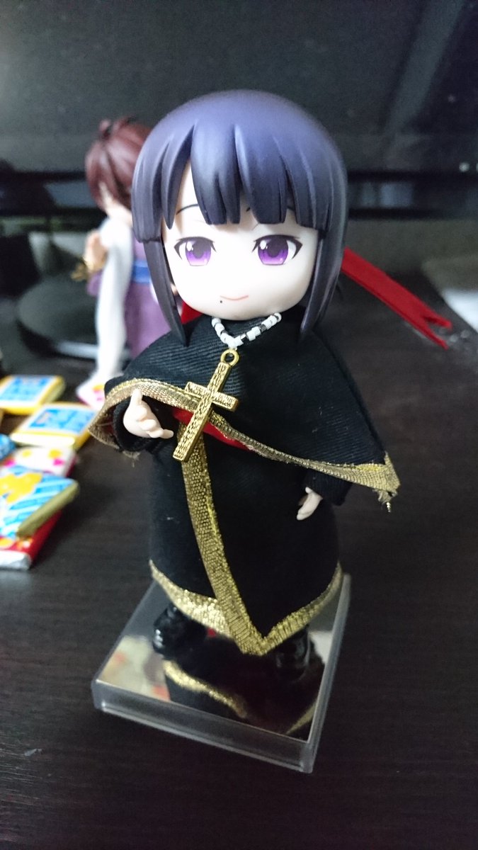 ねんどろいどの髪パーツ改造をしてオビツろいどを作る Togetter