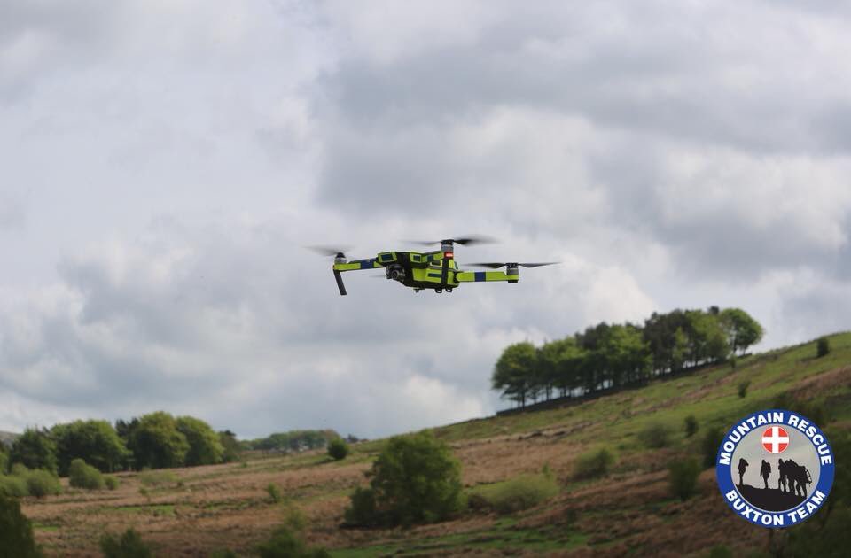 Buxton_MRT's tweet photo. Buxton Mountain Rescue Team has become the first @mountrescueuk team in England &amp; Wales to be approved to use drones, which will expand its capabilities in the search for missing persons. 

@Derbyshirecc @HighPeakBC @PureBuxton 

For more info see: https://t.co/Ql33OPproN https://t.co/PRBnPLnFob