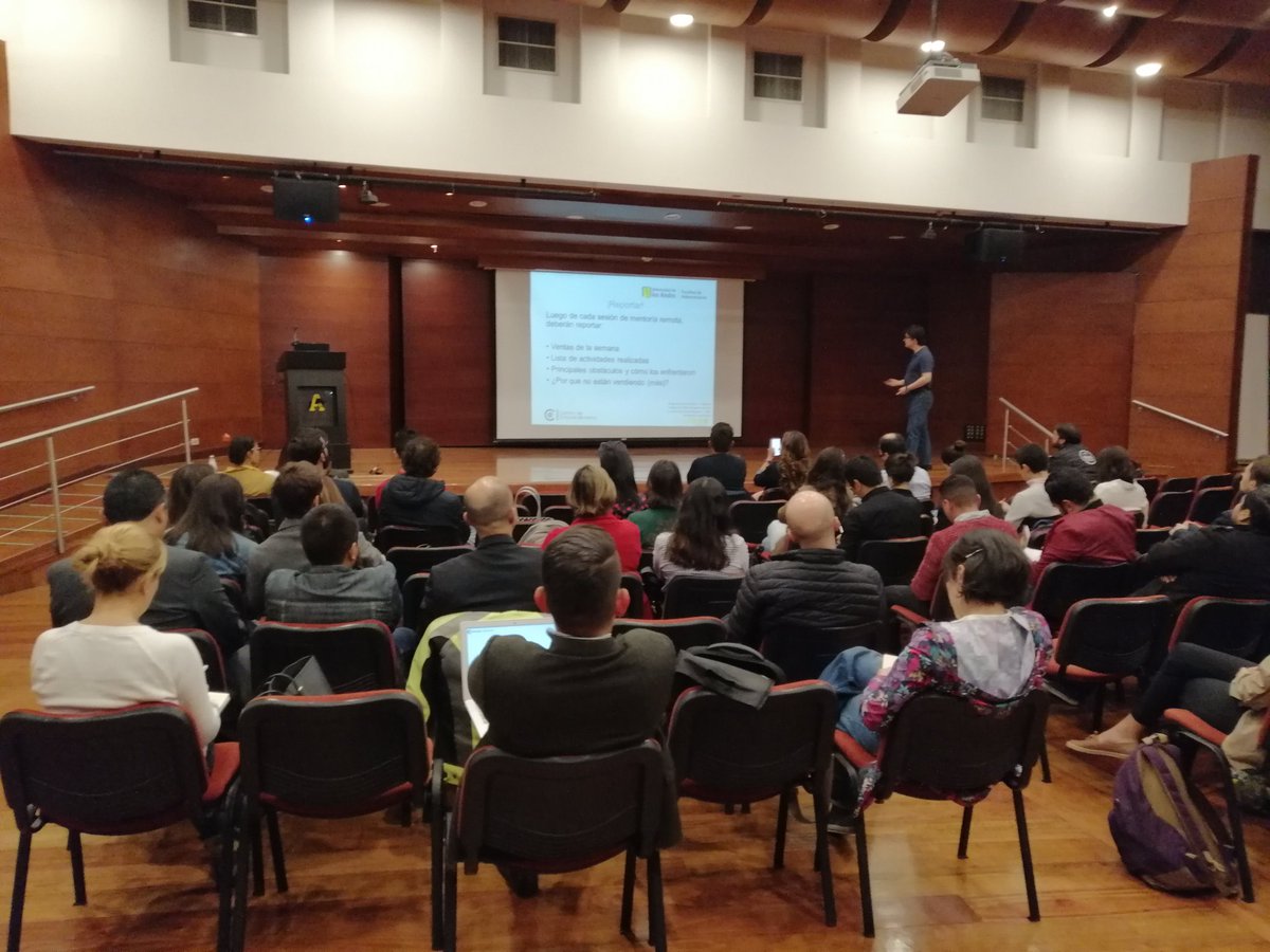 Uniandinos_EP's tweet image. Nos encontramos con @CEUniandes en la apertura de PEMP Descubre 🙌🙌. Emprendedores y mentores se reúnen para llevar sus negocios al éxito 💪💪. @Uniandinos