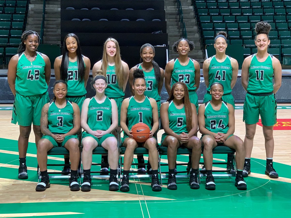 JalieMitchell's tweet photo. Squaaaaaaaadddd!!!! I got nothing but love for these 12 young women. I am proud to be their coach! Let’s DO THE WORK & get this dub @MeanGreenWBB!! Happy Valentine’s Day everyone! #LoveDay #gameday #FatherDaughterDay #comeseeus #bringyourdate #bestgiftEVER #GMG💚 https://t.co/VWCgl0NuC7
