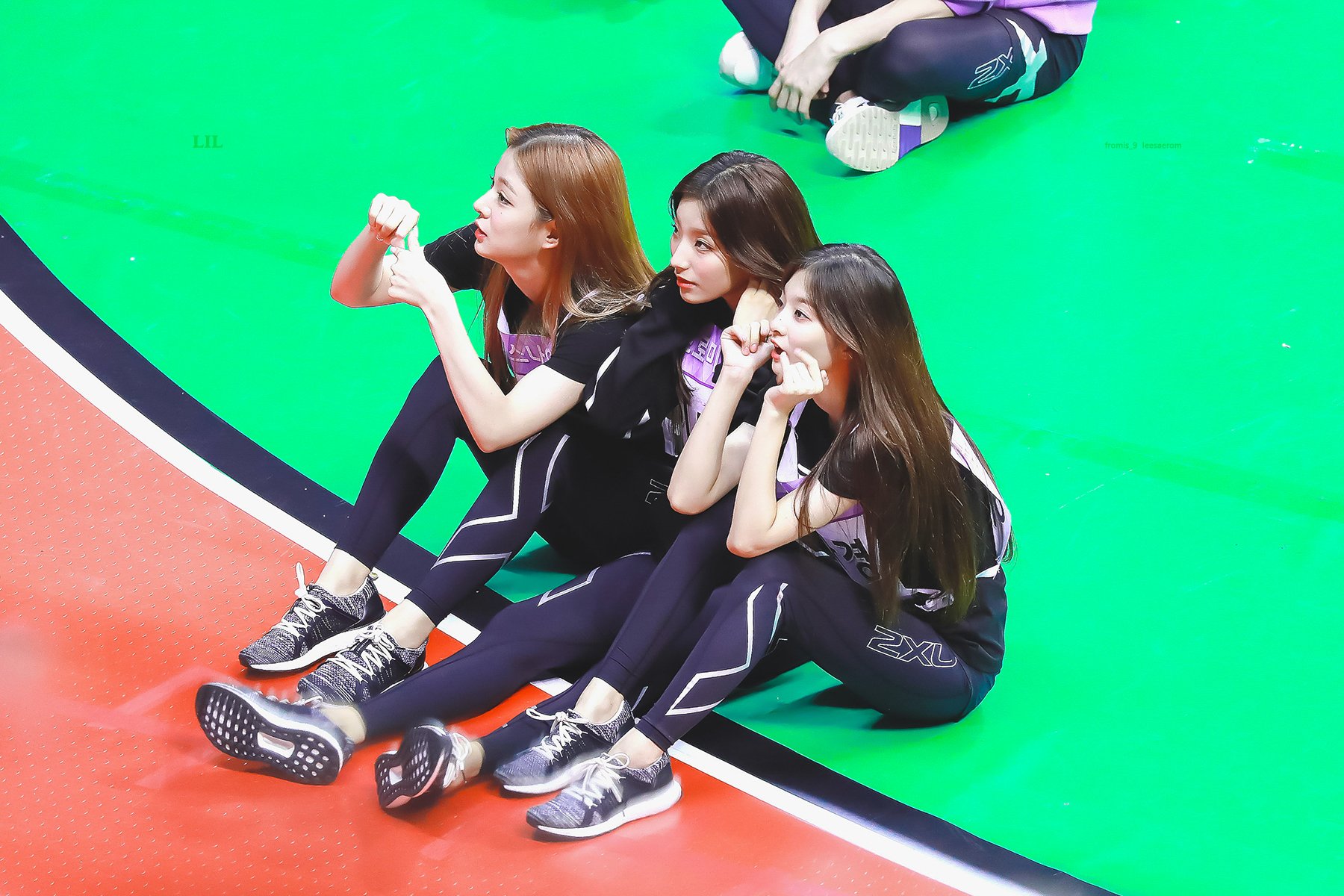 DzXk_AvUwAE8GO_.jpg:large