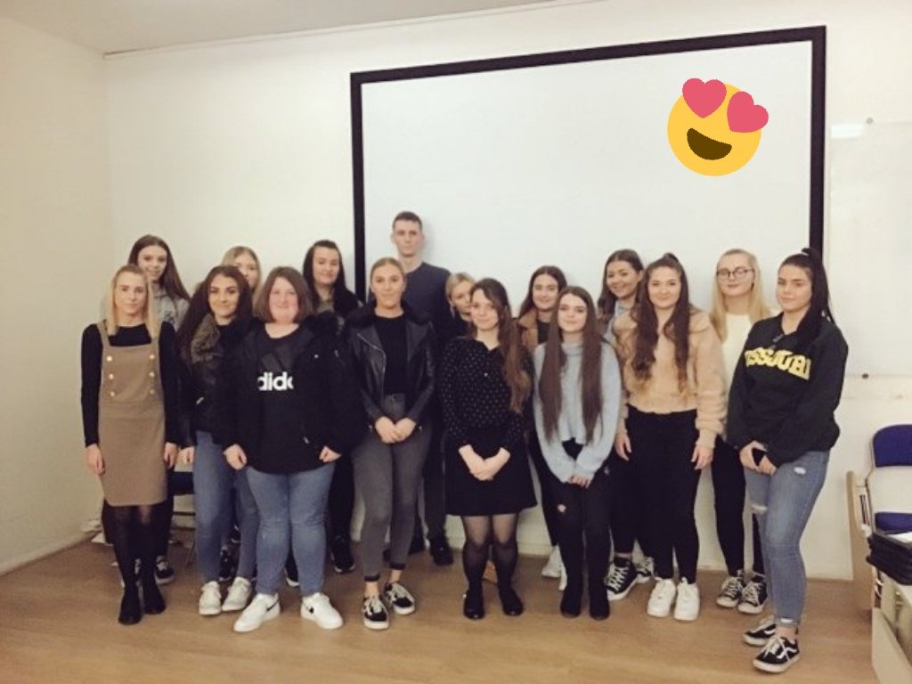 2nd cohort of @CAVC students now inducted and ready for ward volunteering. They were all absolutely lovely and we're gearing up for the March start! @PearsFoundation @michellefow123 #iwill @CV_UHB #PearsPartner #SVW2019