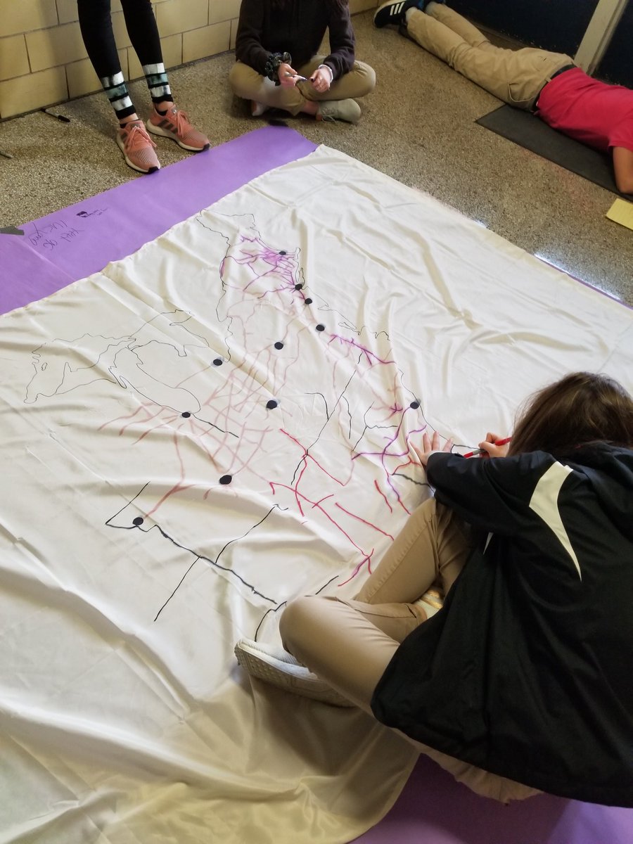 SDMS_VWeLab's tweet image. Starting our interactive Civil War maps with e-textiles. Long 8th grade PBL :D Stay tuned for updates! Cannot wait to see how the kids do with sewable electronics. Visitors will be able to interact with each map and learn about major battles, railroads and more...
@VWeLabs