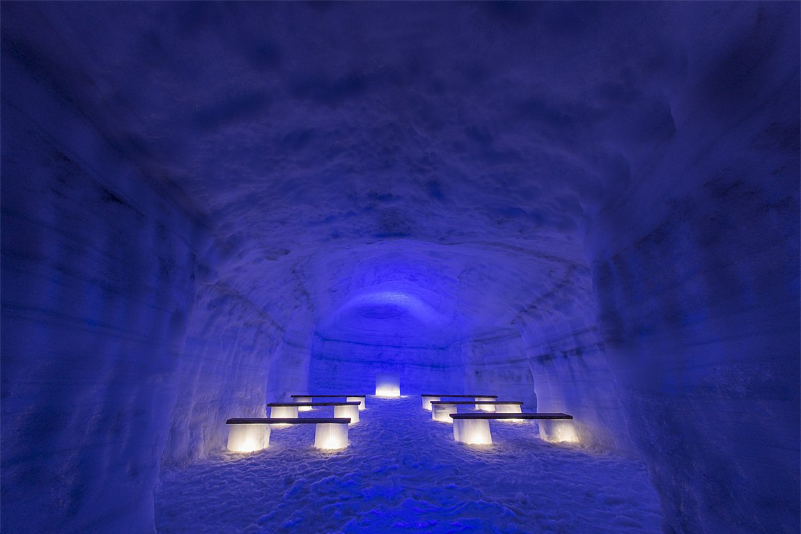 What more spectacular way to rekindle the flame this #ValentinesDay than a trip to the ice chapel deep in the heart of #Langjökull #glacier?

Take your someone special on the trip of a lifetime into #Iceland's second-oldest glacier!

grayline.is/tours/reykjavi…

#visiticeland #Travel