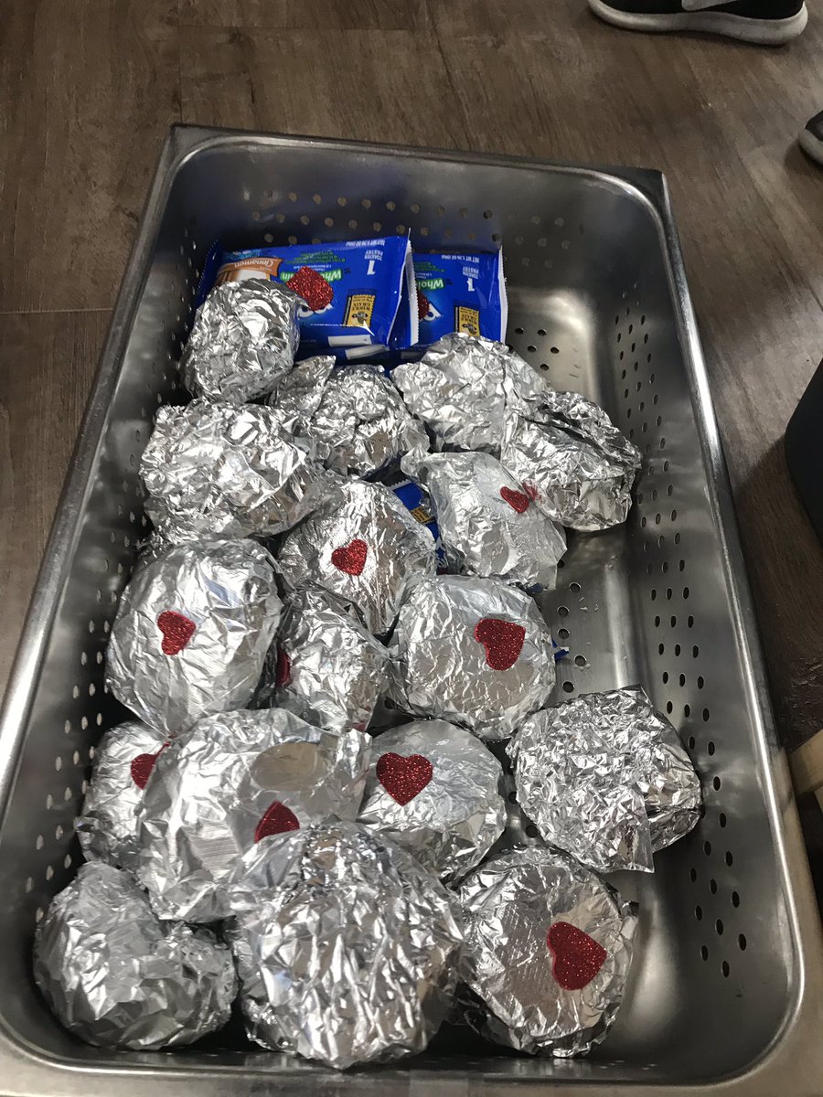 We have the best cafeteria staff around! #ValentinesDayLove2019 <a href="/nweseagles/">North Warren</a>