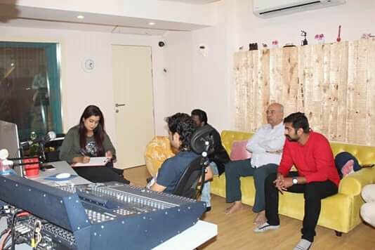 nimasha4sg's tweet photo. *RECORDING DIARIES SET 02*
The queen of melody @shreyaghoshal
during her latest Marathi song #ManMaze recording sessions. A beautiful duet with our fav #SonuNigam. If you didn't listen yet here you go .Movie :Dhumas https://t.co/Be5JfKOijz https://t.co/WKxEAu7ThR