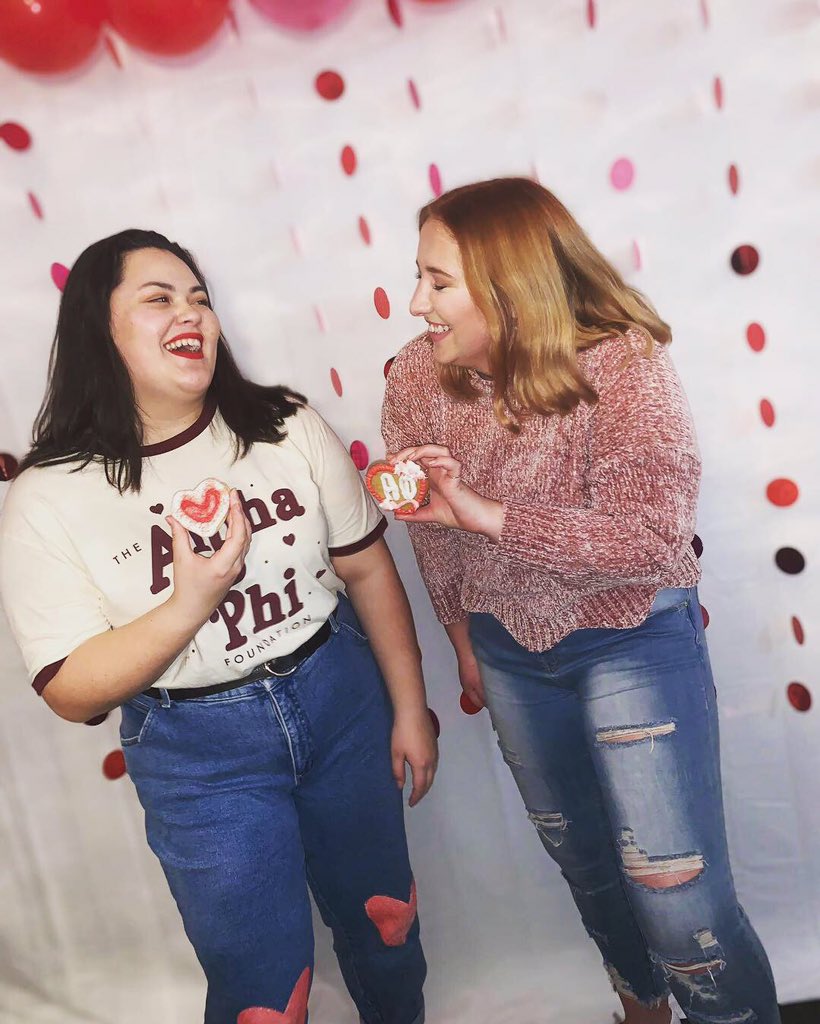 A friend is what the heart needs all the time. Happy Valentine’s Day! 💝✨