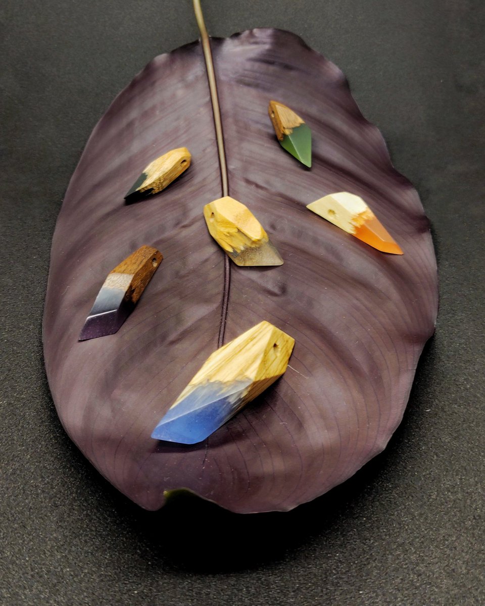 deanpackerdesi1's tweet photo. New design to the Etsy shop
https://t.co/iup2m8gtZj
.
.
.
.
#jewelry #woodworking #handmade #wood #necklace #woodnecklace #epoxy  #epoxyresin #maker #fashion  #telaviv #madeinberlin #design   #designer #holz #holzart #woodenwork #woodenfurniture #woodenjewelry #berlin #resin #l https://t.co/GAVpBGRiRc