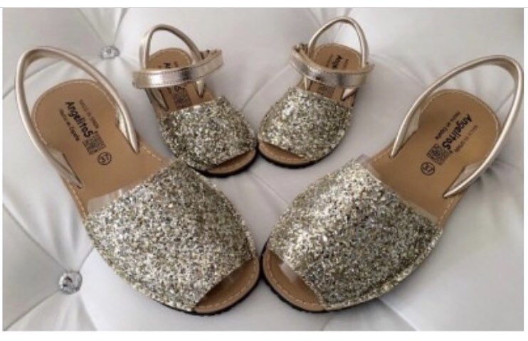 Smallworld2016's tweet image. Clearance sale now on!! Adults and kids Glitter sandals now £13 wearesmallworld.co.uk