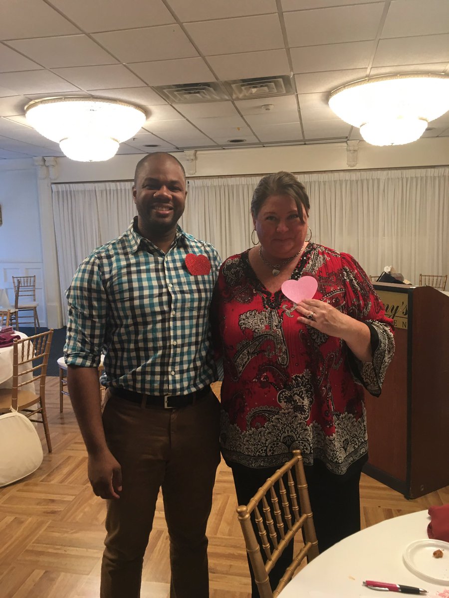 YouthHarbors's tweet photo. Thank you to the @MaldenKiwanis Club for having YouthHarbors present. Thank you Robin Jorgensen (Current President), Danielle Hender (Incoming President), Lenny, and other Kiwanians for the amazing support &amp; hospitality!! @JRISocialJstce https://t.co/utsXnvruqu