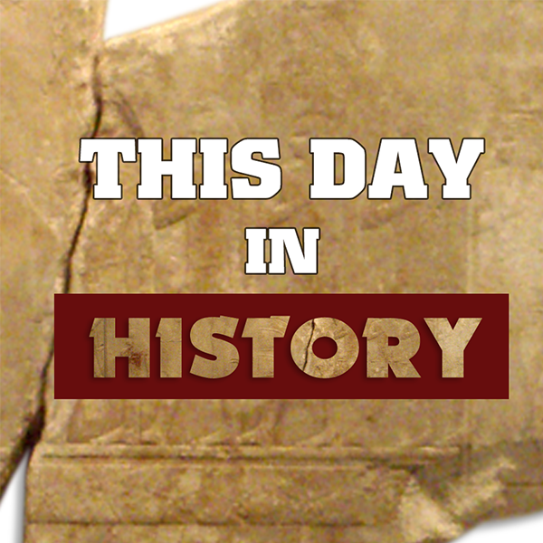 Learnchinese0's tweet photo. #this_day_in_history FEBRUARY 24 1985 Jim Kelly (Houston USFL) passes for pro football record 574 yds https://t.co/4ICcpIOA4j https://t.co/02rcZhJBf2
