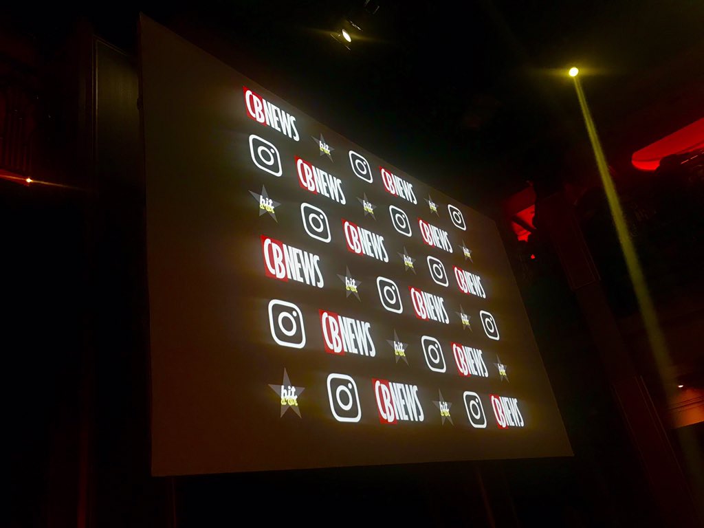 EmmaRacc's tweet photo. Soirée des Hit d’Or @CB_News mes potes de la com sont en retard...Take a plane ✈️😃
#instagram @instagram #hitdor https://t.co/qJTDUz9Qob