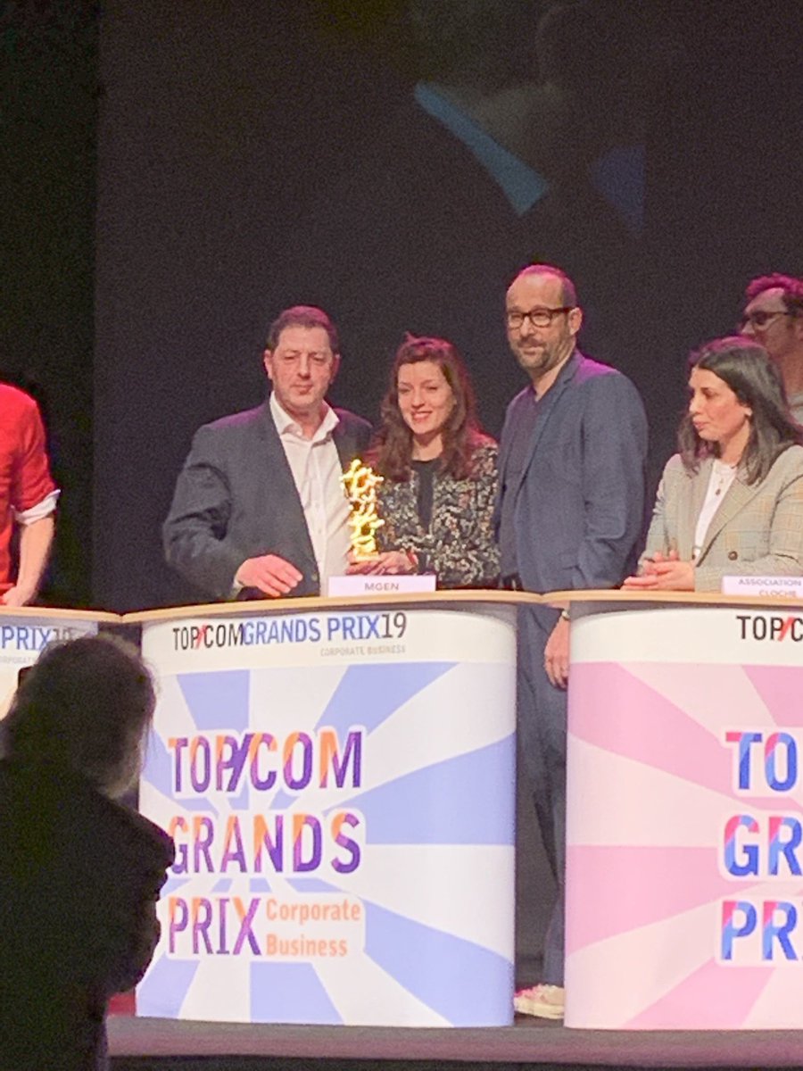 Fierté de recevoir le #TOPCOM19 OR pour notre campagne « Une mutuelle incluant la prévoyance, ça change la vie » dans la catégorie campagne corporate avec <a href="/AntigelAgence/">Antigel Agency</a>