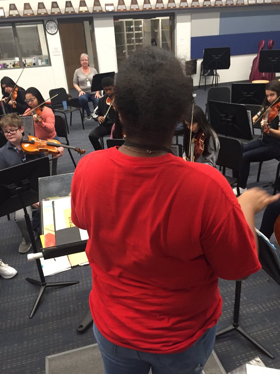 AtwellMs's tweet image. S conductor today in ⁦⁦@eagleviola64⁩ ‘s class AKA - Mrs. Townley. ⁦@LFCEagles⁩