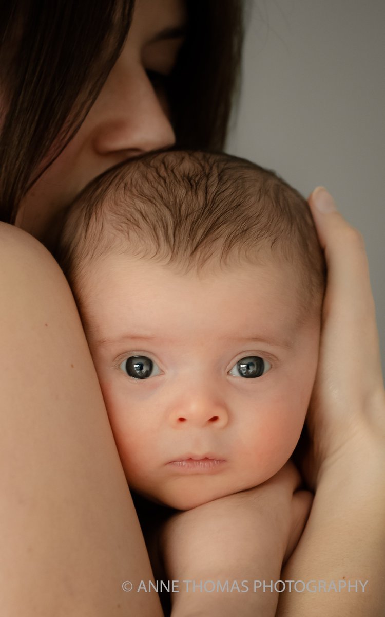 Sometimes you just want to squish them! <a href="/BWNcouk/">The BWN Insiders</a> <a href="/Essex/">Essex</a> #newbornphotography #newborn #essex #newbornsafety