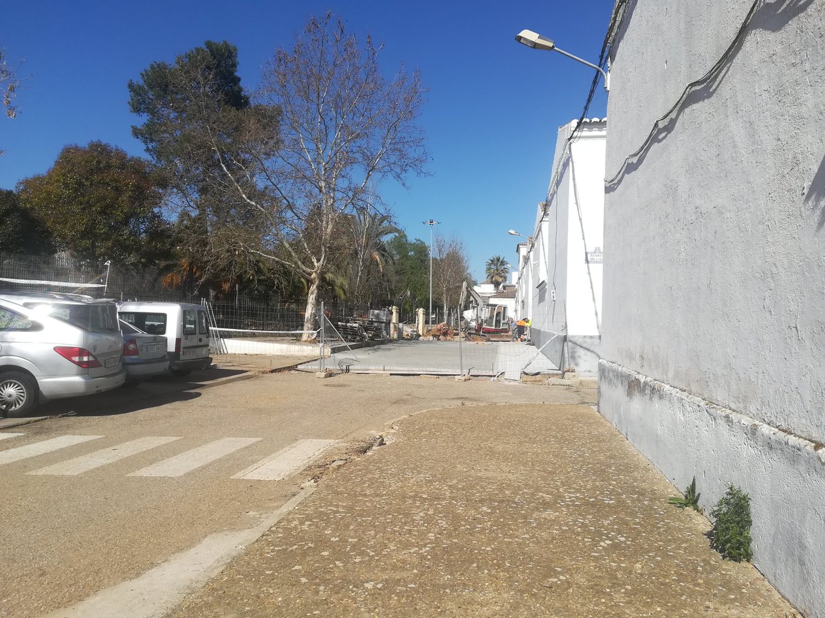 Seguimos transformando espacios. Adecentamiento del entorno del parque Pintasilgos.