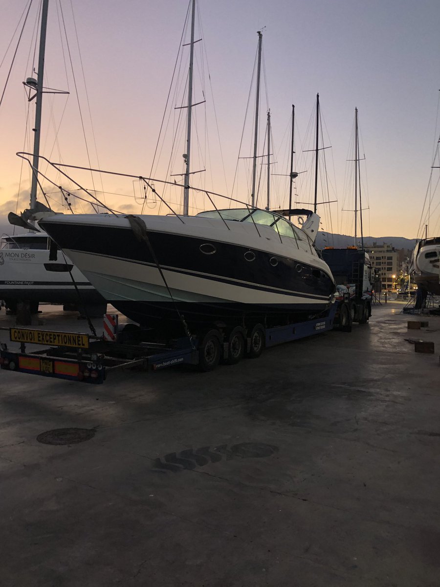 ShiftBoat's tweet image. Yesterday we loaded this Taga 40 in Sant Carles to bring back to Burton Waters. Now on the A75 at Caylar having some lunch. @boatshiftSimon @jonathanbass87