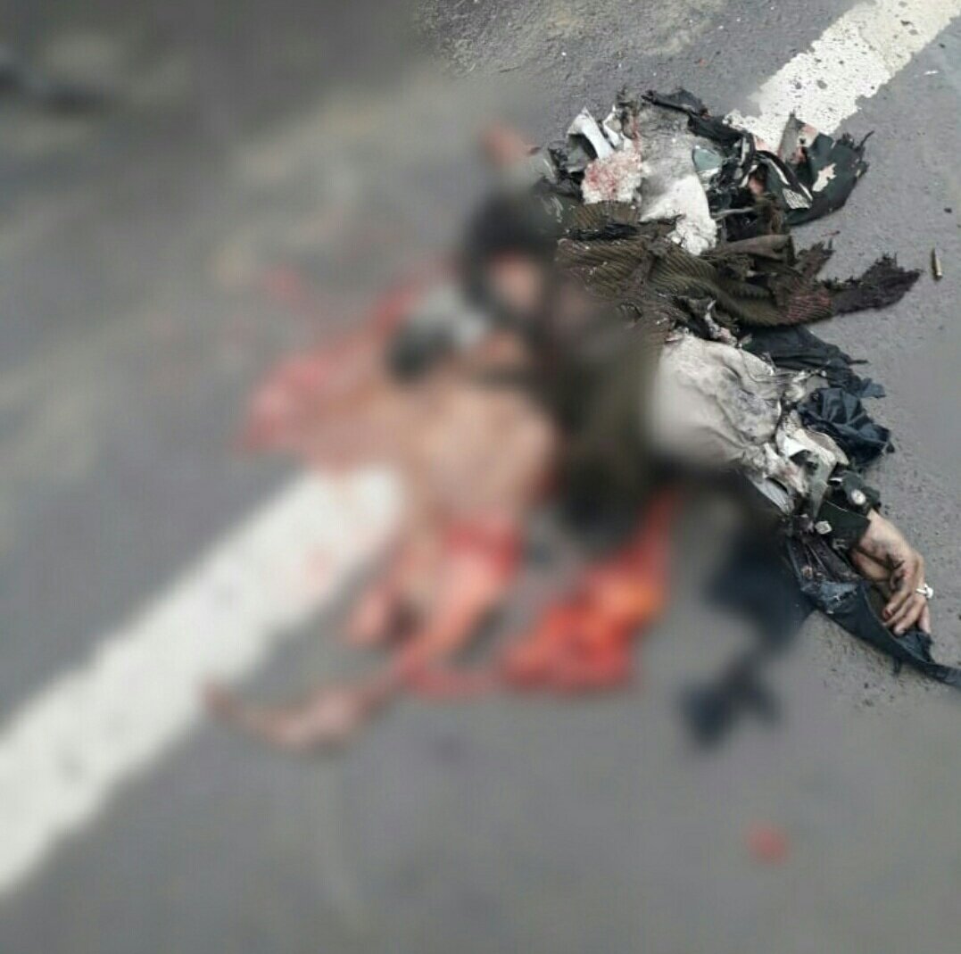 hiren_padhara's tweet photo. આખો દેશ ઉરી મુવી જોય ને how the jose કરતું રહ્યું ને 40 જવાન થી ઉપર CRPF નાં જવાન આજે શહિદ થઇ ગયા😢
#RIPScrewAttack https://t.co/zTWDnd16tN