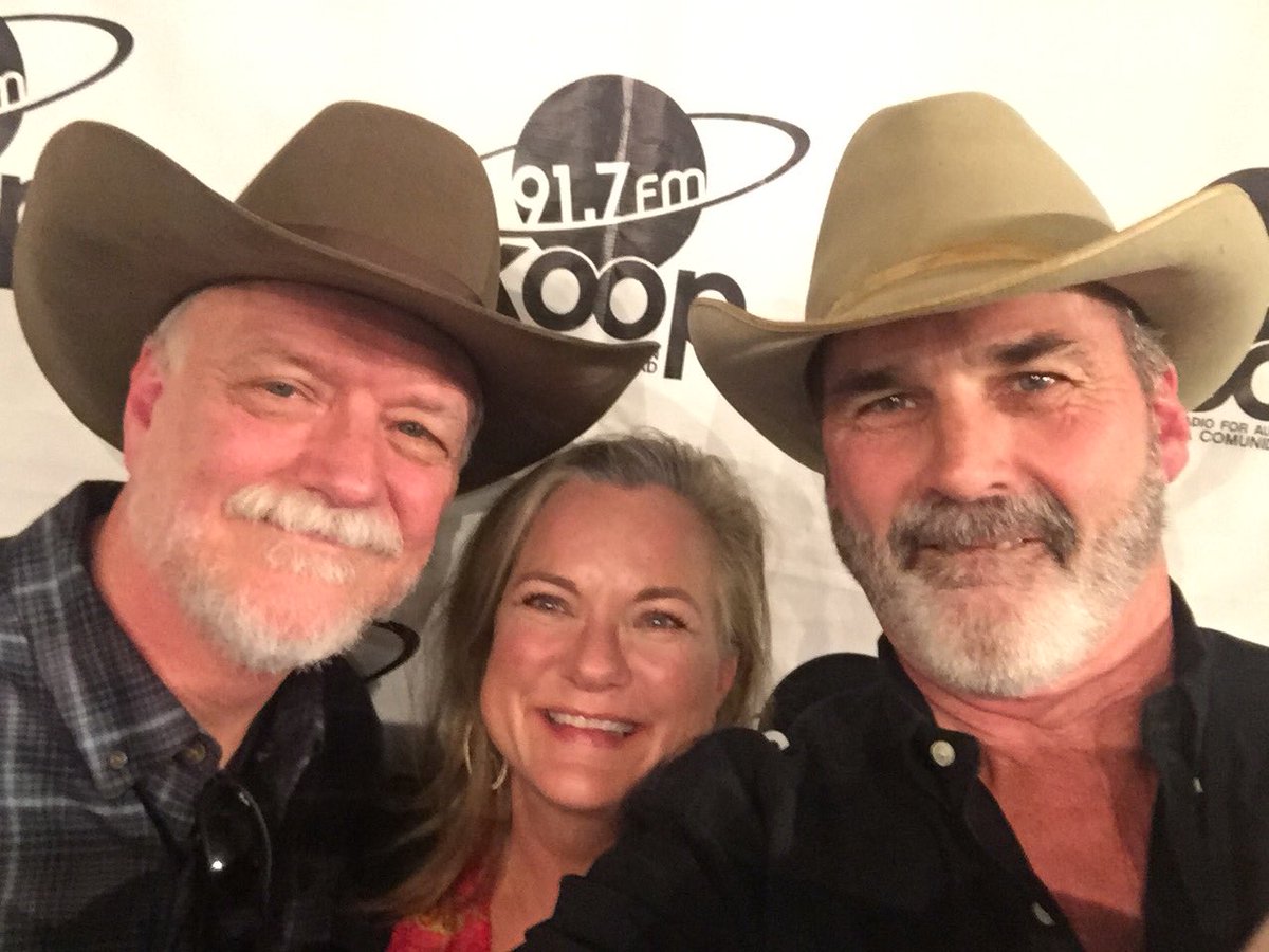 We had fun talking #thewildbunch with #kipstratton last evening. @marthalouise14 <a href="/KOOPradio/">KOOP 91.7 FM</a> <a href="/BloomsburyPub/">Bloomsbury U.S.</a> <a href="/DavidMarionWilk/">David Marion Wilkinson</a>