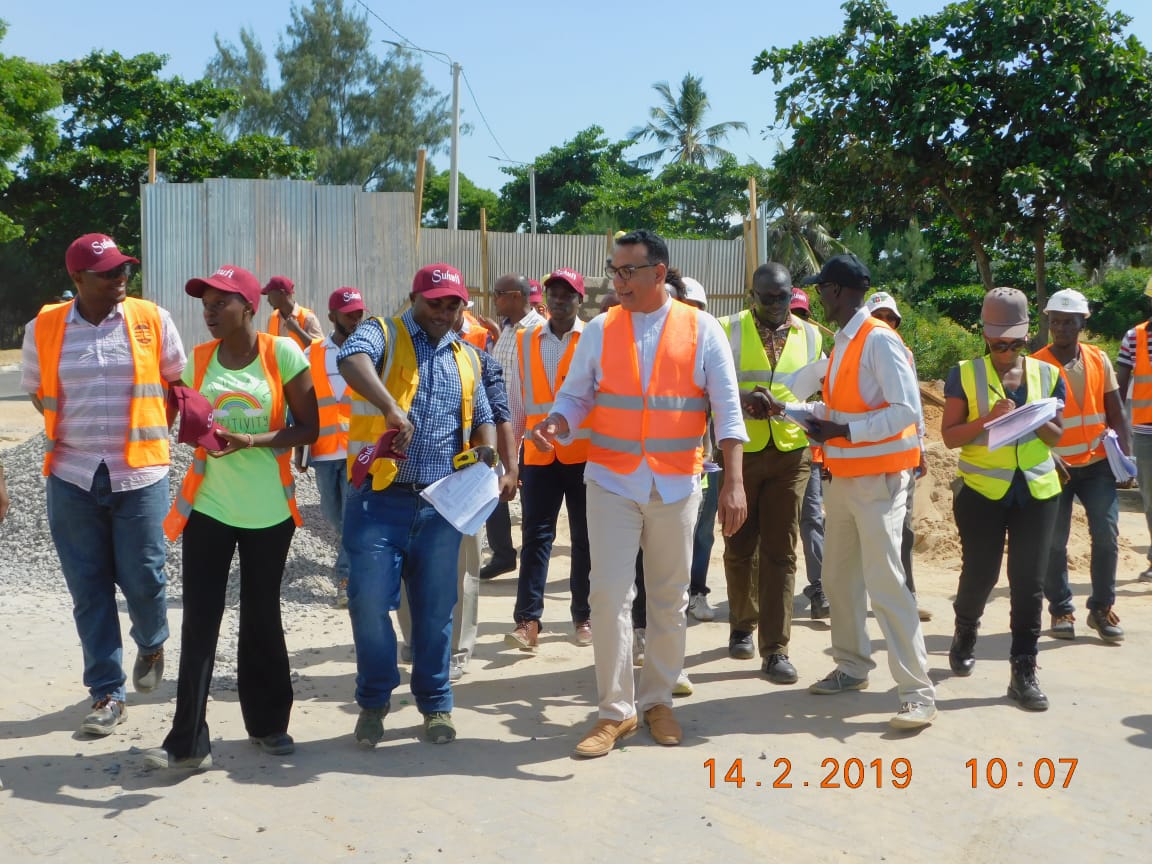 Min_TourismKE's tweet photo. Waterfront will have 24-hour manned security, well lit at night to enhance 24-hour economy - CS @tunajibu  @JoeOkudo @MombasaCountyKe @magicalkenya #BeachDestinationKE @kwskenya @KICC_kenya @BrandKenya @KenyaUtalii @Tourismfinance @TourismFund @Bomasofkenya @TRI_Kenya @KTF_Kenya https://t.co/G4MgBr9Cfs