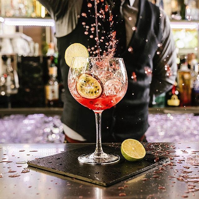 Does this drink show enough passion this Valentine’s day? #valentinesday #thirstforlife bit.ly/2X68ybc