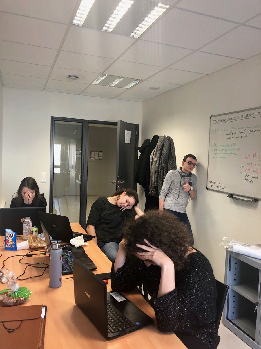 Master_TSM's tweet photo. #TSMSkillsLab2019 @univ_lille - Fin du jour 4️⃣ rythmé par quelques bugs techniques et autres coquilles. On ne lâche rien, la livraison c'est demain ! 💪 https://t.co/4nNjplAWvc