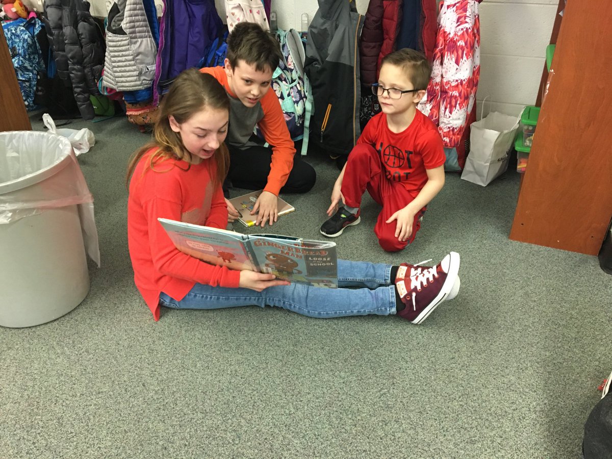 Molly Mackey tweet media