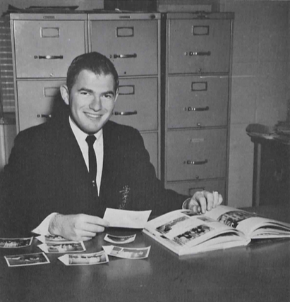 ArtsandScience's tweet photo. Happy #ValentinesDay!! ๐ #TBT to our interview with Sherrie (ARTS โ66) and Michael Pollack (ARTS โ64) who fell in love when they were both #NYU students. https://t.co/EjLfYM4Rii #ForeverViolet #NYUAlumni https://t.co/Mr9KP2sFI8