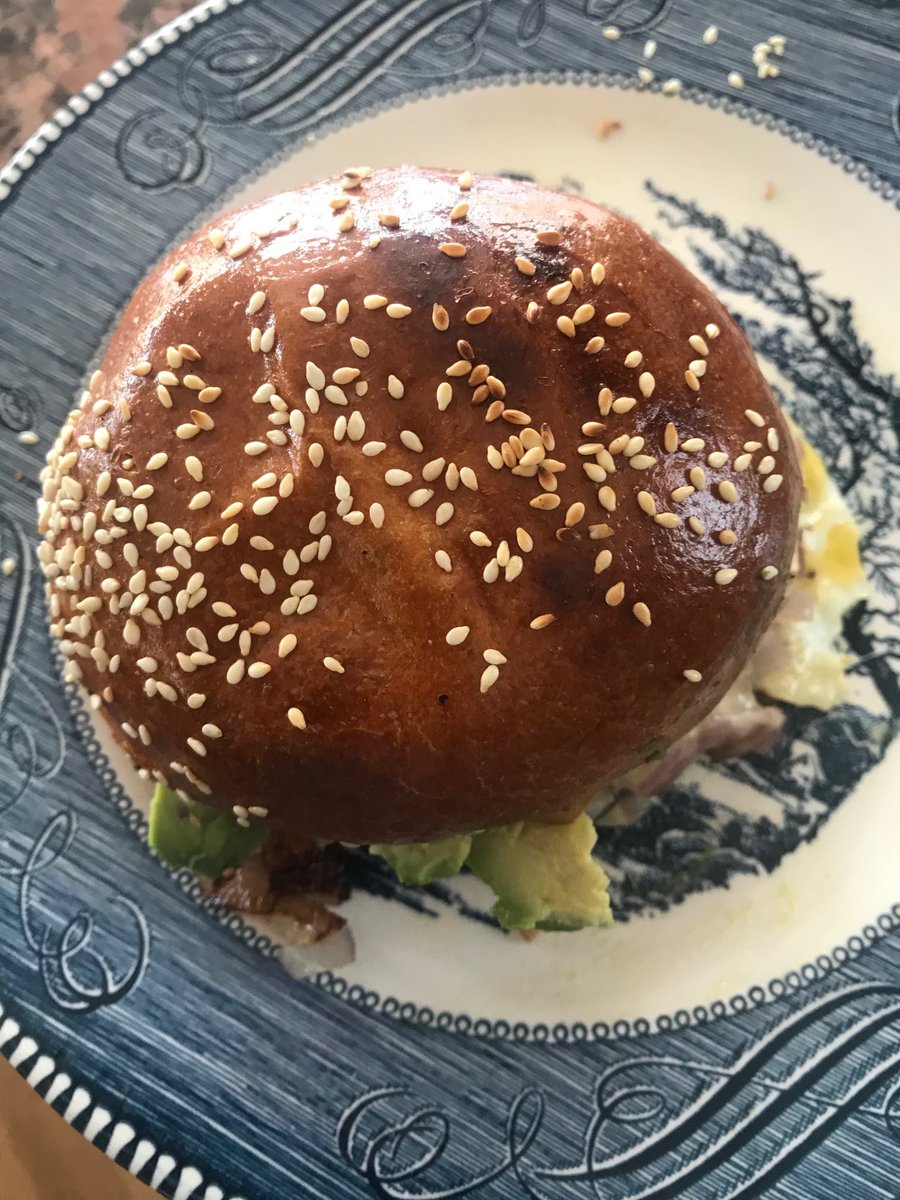 TheNYBreadMan's tweet photo. Breakfast sandwich :avocado egg caramelized onions on the best #Brioche bun in #NYC from Smith Street Bread Company https://t.co/SGFquwzmsI