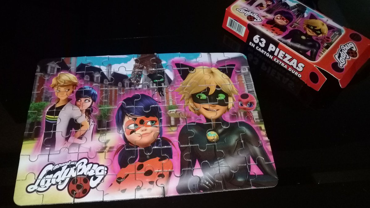 aleprivate03's tweet photo. Nada más relajante que escuchar la intro de ladybug en francés mientras armas un rompecabezas de Ladybug y Chat Noir 😍 @FanDom_Oficial #miraculousladybug #MiraculousLadybug https://t.co/raq08kdqbP